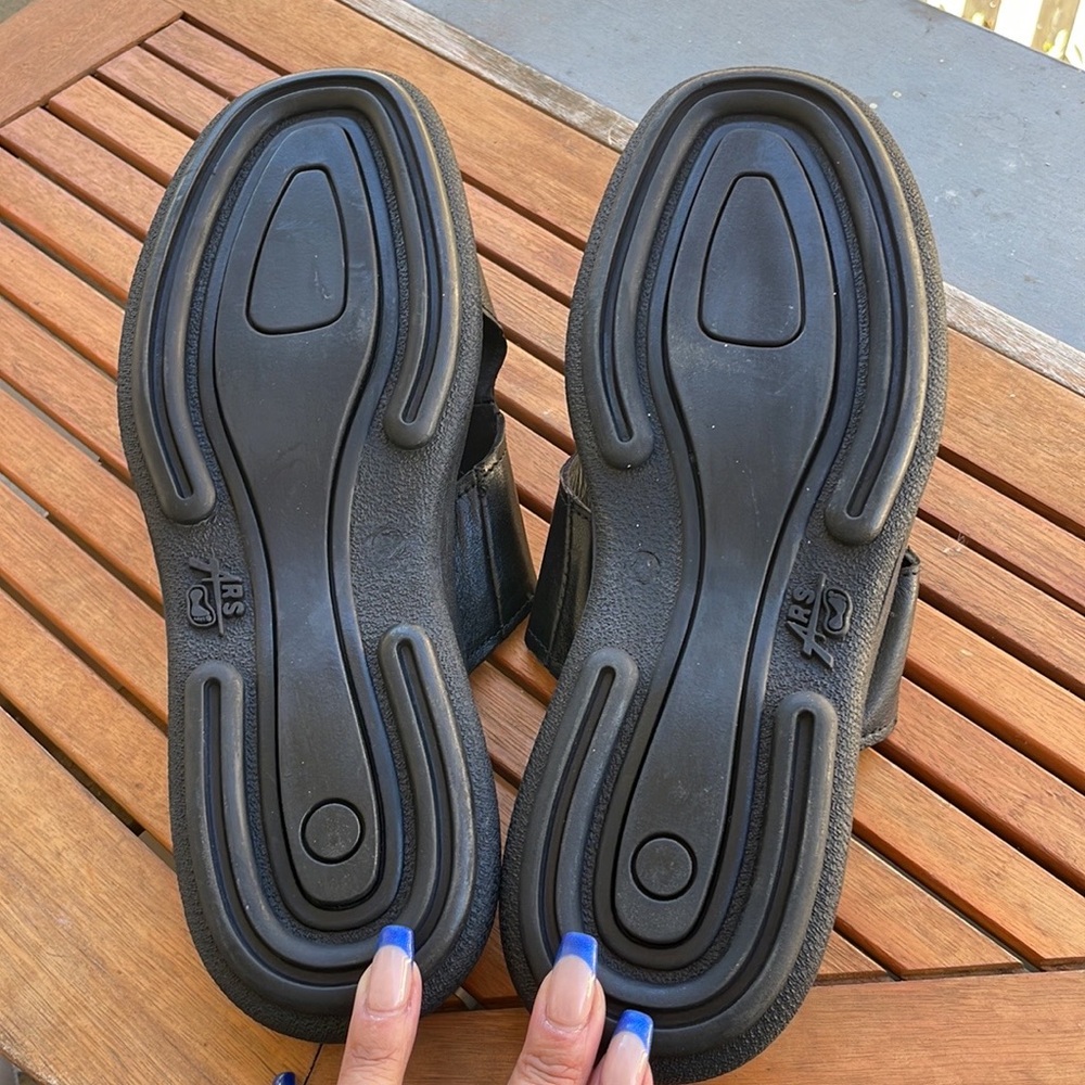 Max Leather Men’s Leather Sandals - Picture 5 of 6